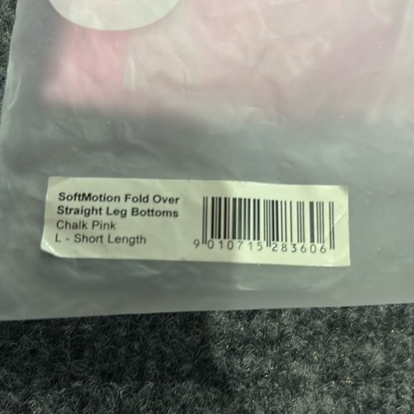 Oner Active SOFTMOTION™ FOLD OVER STRAIGHT LEG BOTTOMS Chalk Pink L short length - Picture 7 of 7